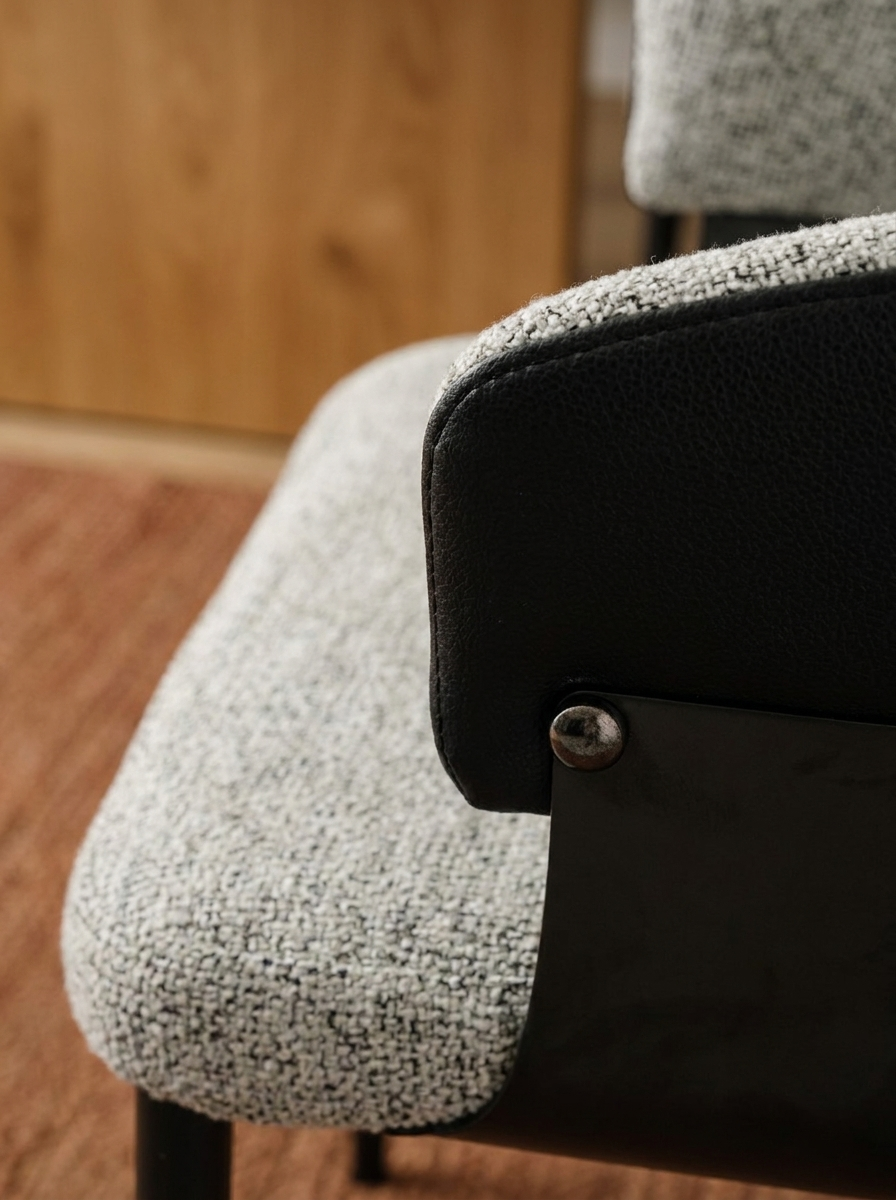 Forma Chair