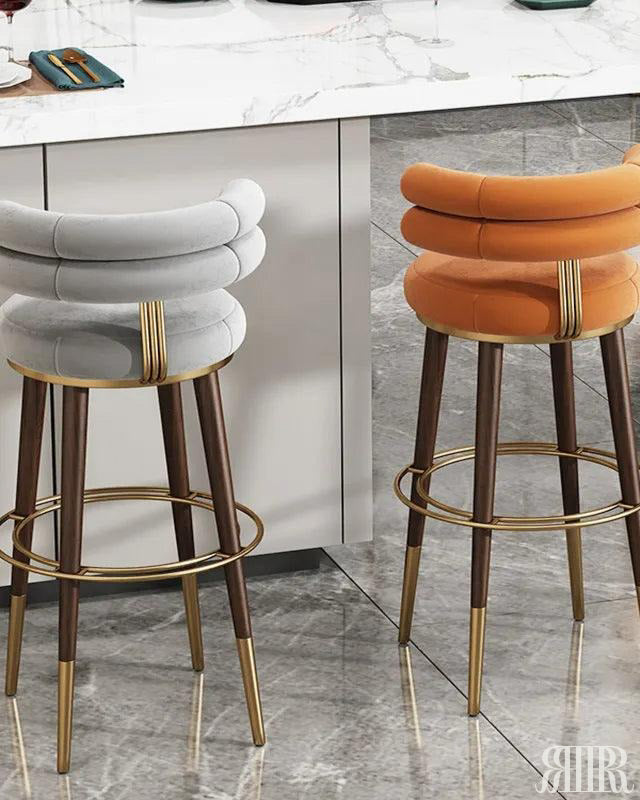 Maison Curve Bar Stool