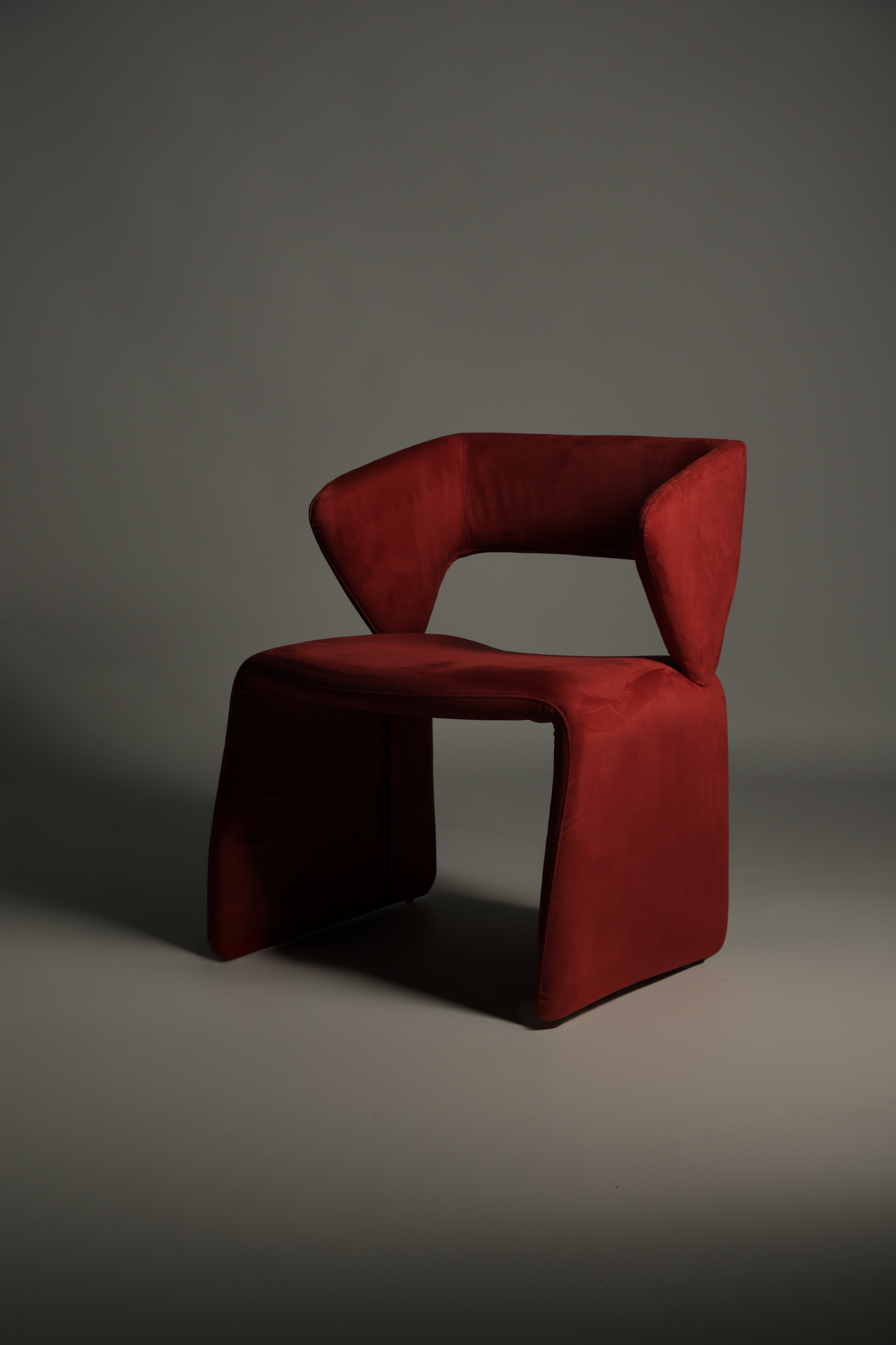 Velin Chair