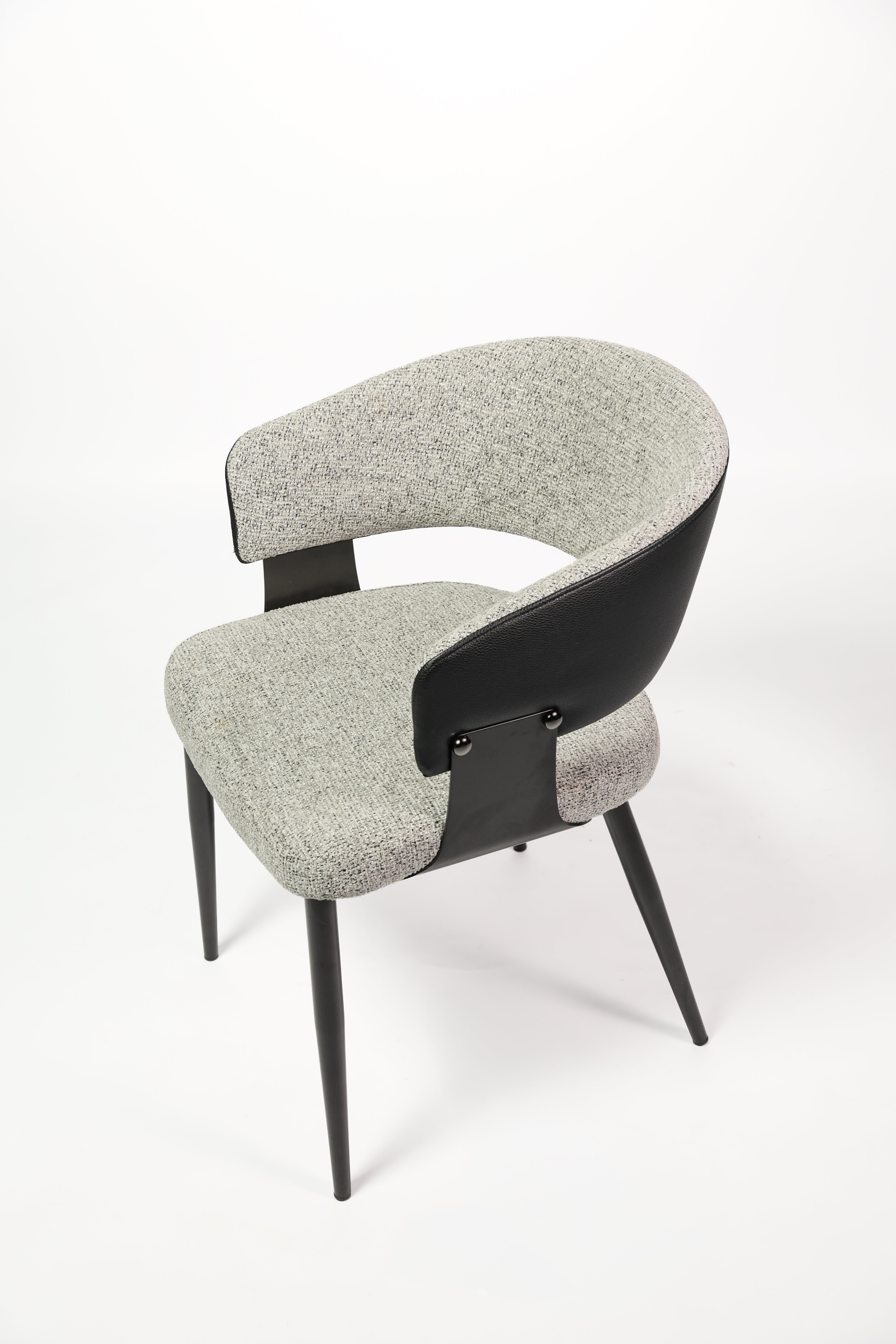 New Forma Chair