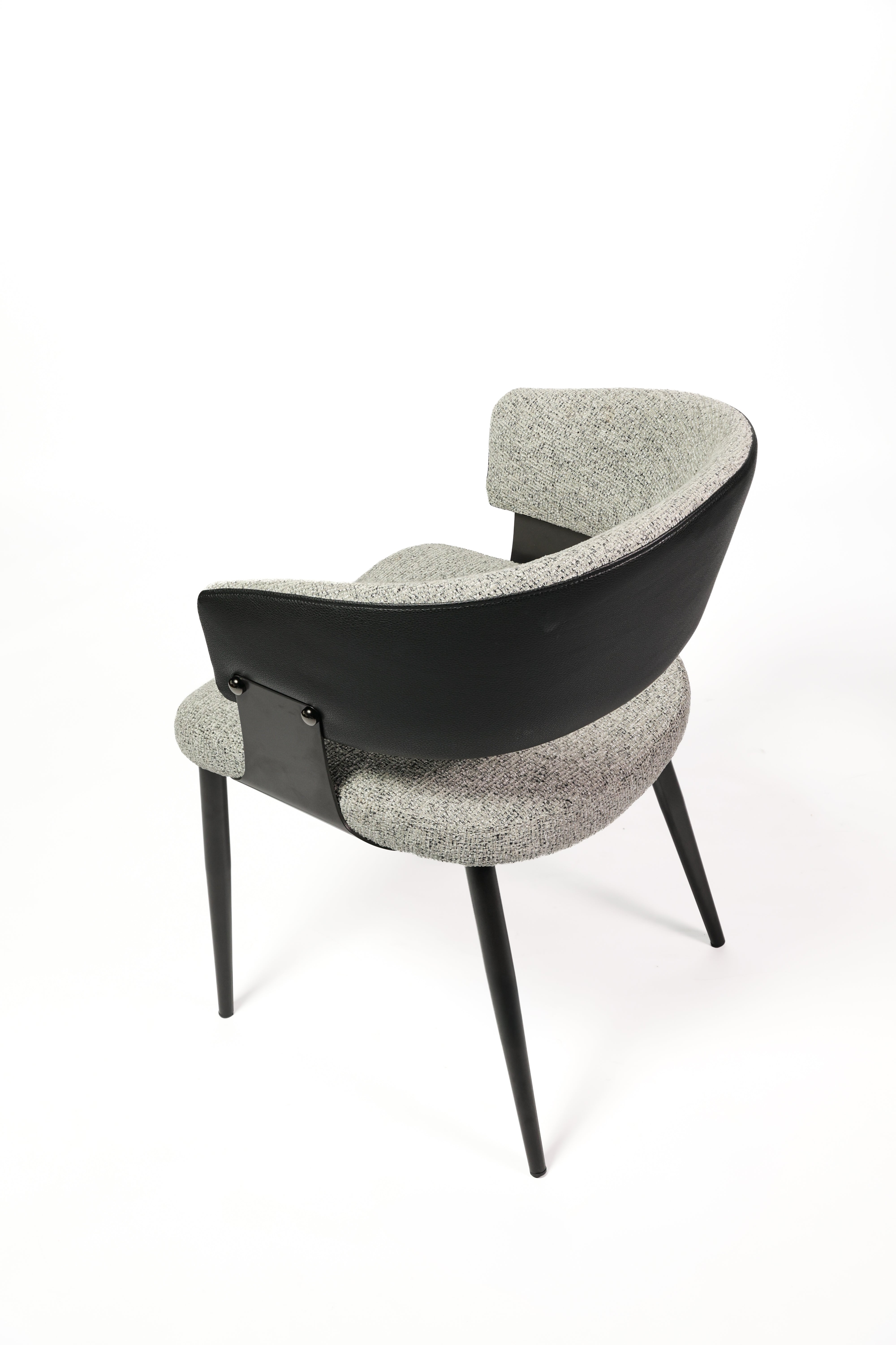 New Forma Chair