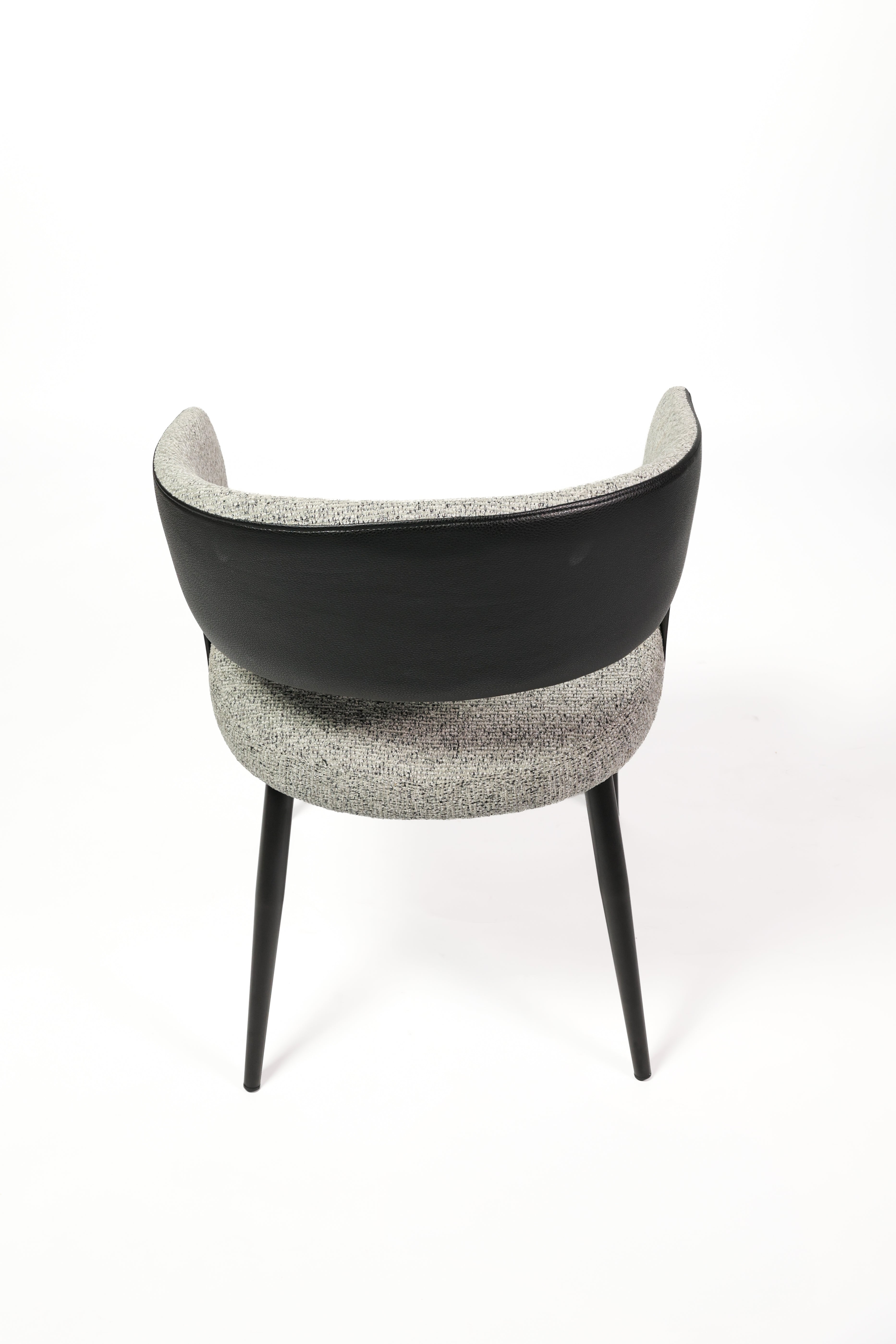 New Forma Chair